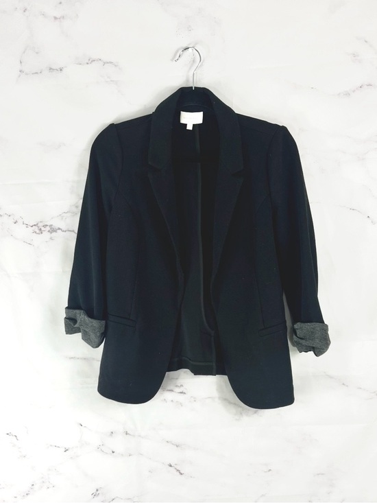 Skies Are Blue Jackets & Blazers - SKIES ARE BLUE Soft Knit Blazer